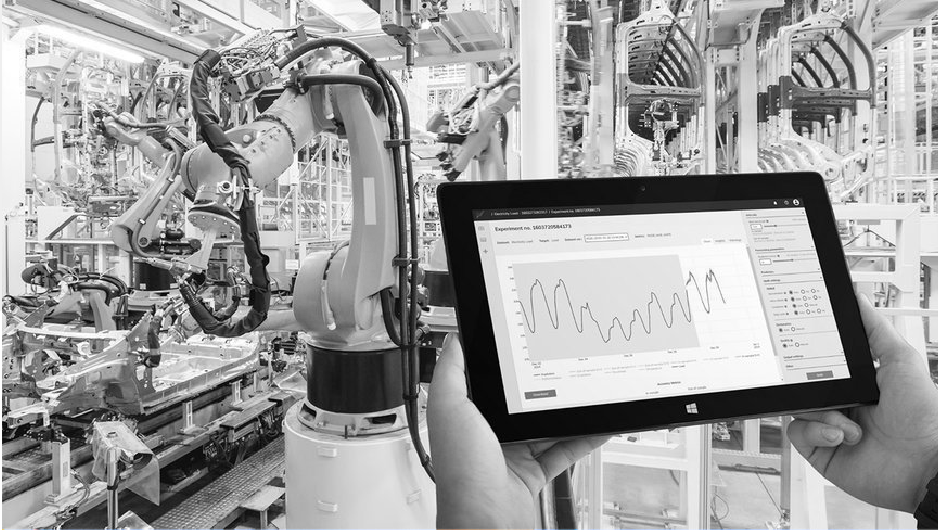 Intelligent Predictive Maintenance and Service for large manufacturing plants across the US and Canada.